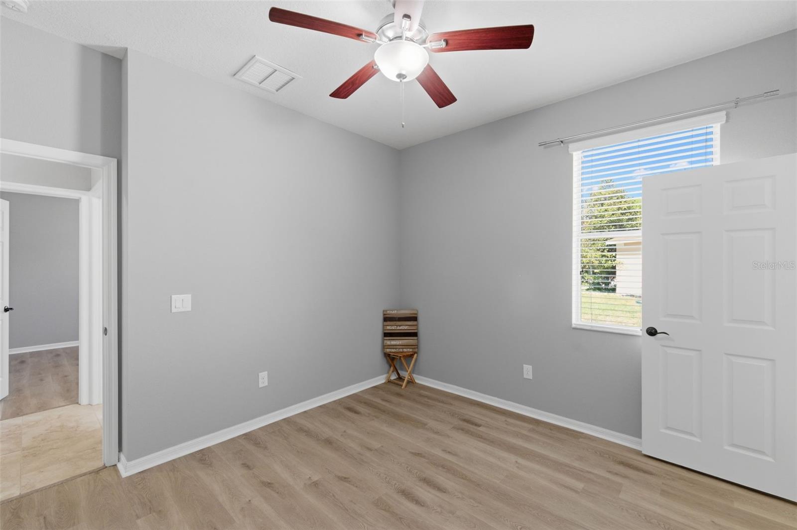 WATERS EDGE - Residential