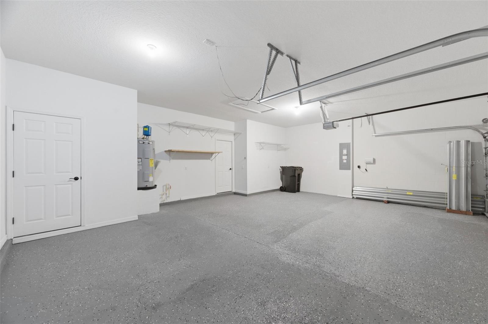 WATERS EDGE - Residential