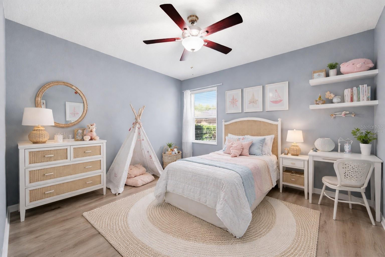 WATERS EDGE - Residential