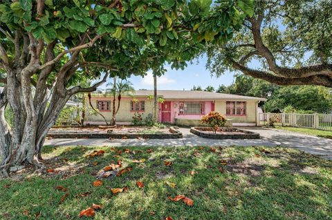 2421 STUART ST TAMPA FL 33605