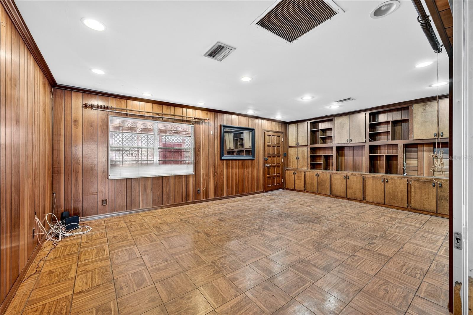 EAST TAMPA BLOCKS 1 TO 40 - Residential