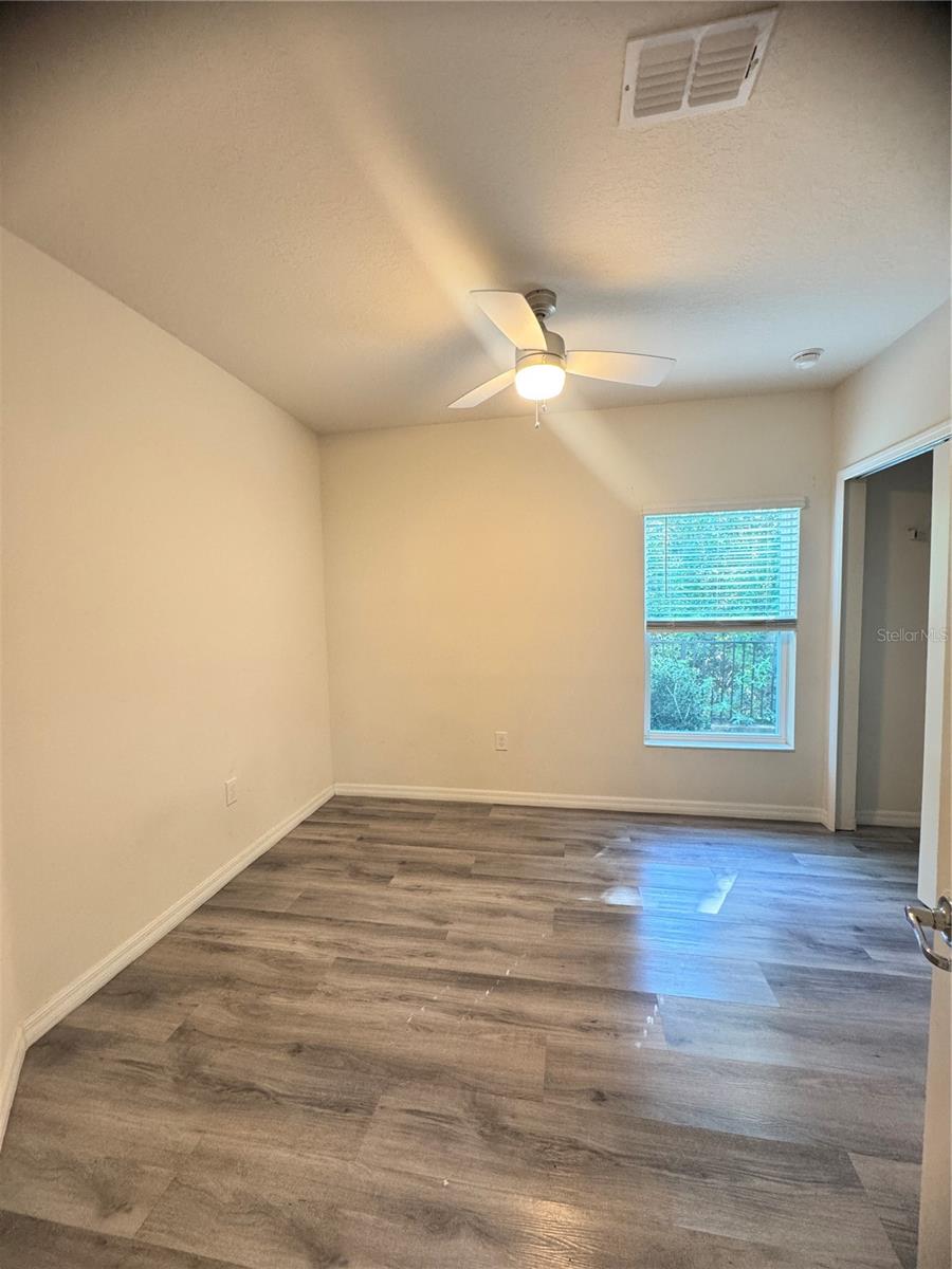 BELLA PARC TWNHMS - Residential Lease