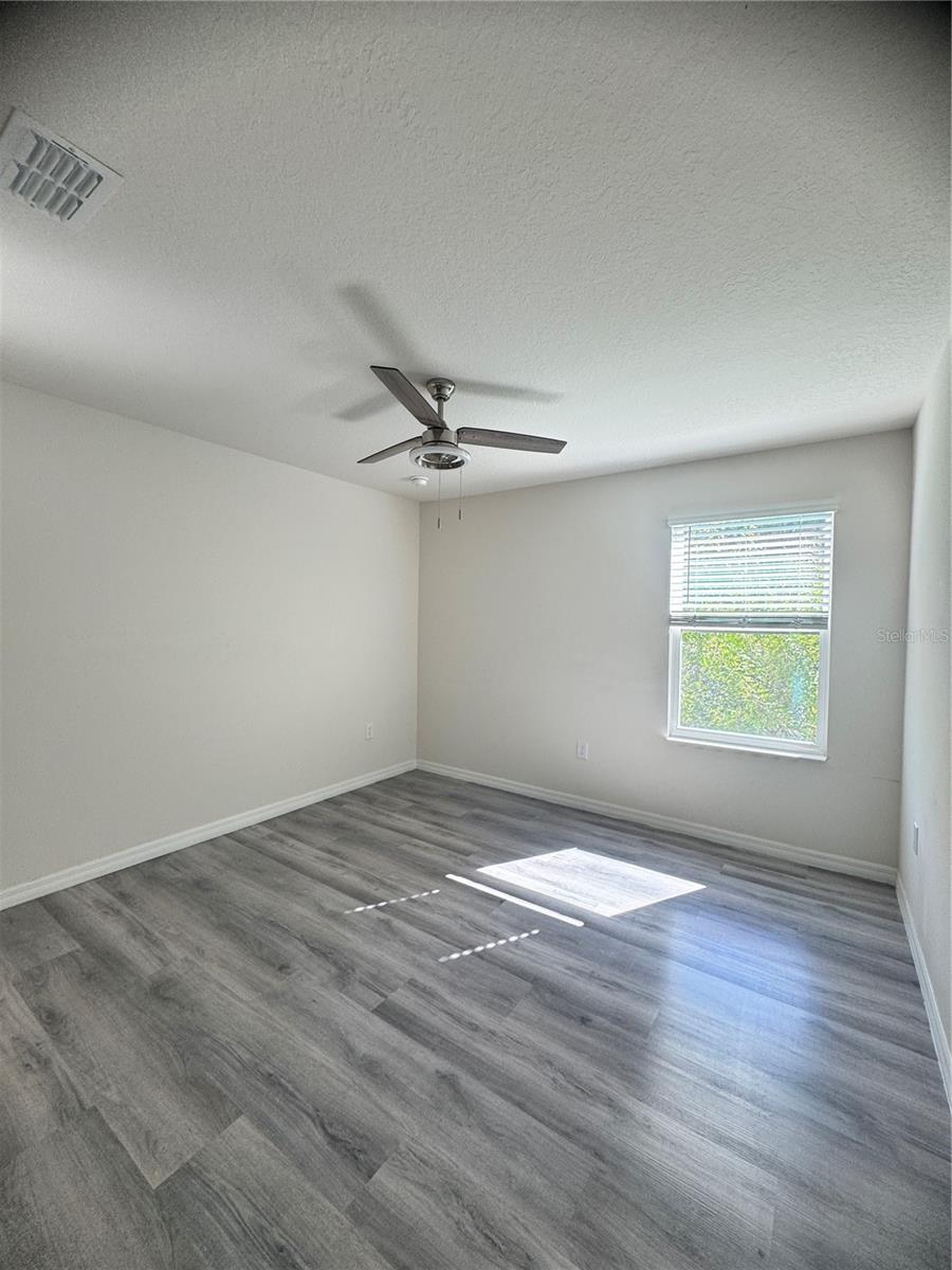 BELLA PARC TWNHMS - Residential Lease