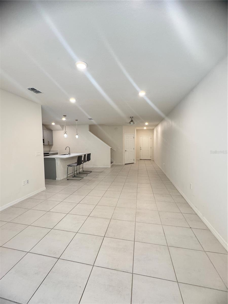 BELLA PARC TWNHMS - Residential Lease