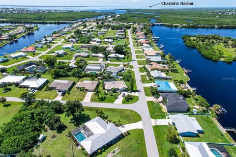 A home in PORT CHARLOTTE