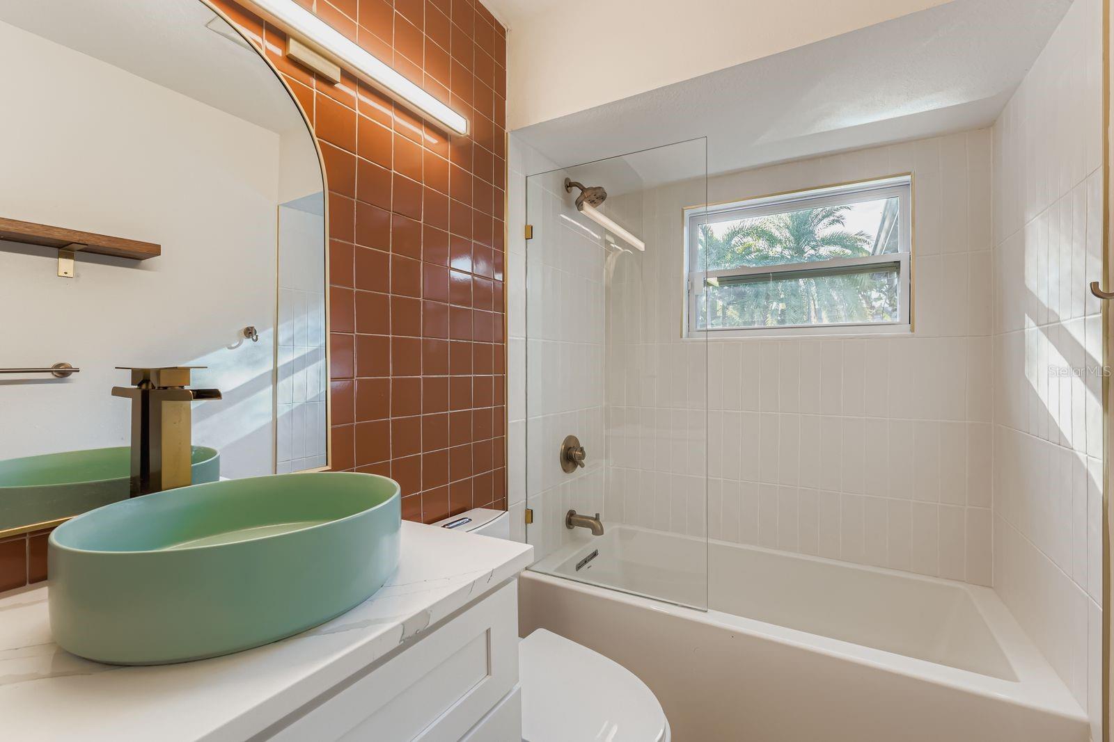 PHILLIPS FIRST REPLAT/LAKEWOOD - Residential