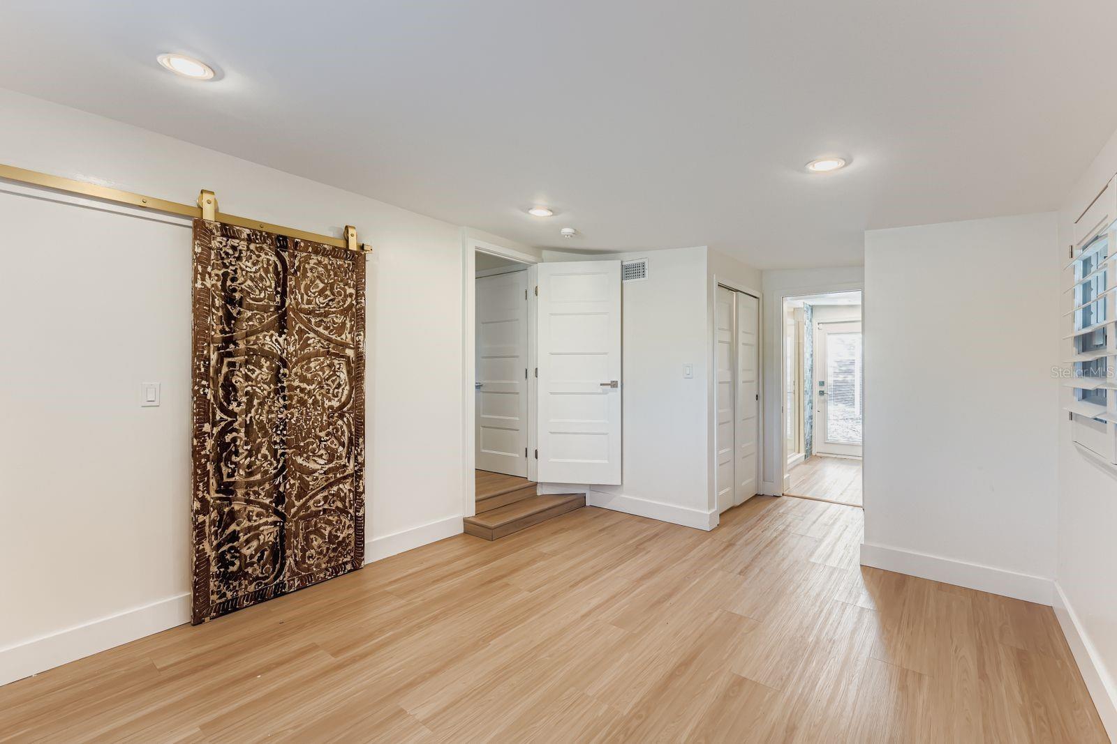 PHILLIPS FIRST REPLAT/LAKEWOOD - Residential