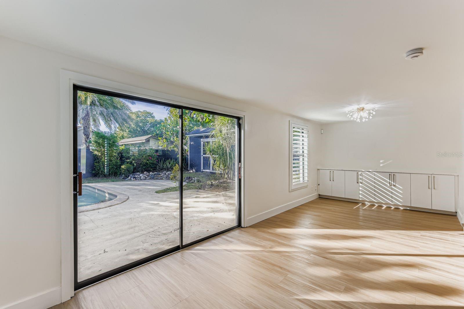 PHILLIPS FIRST REPLAT/LAKEWOOD - Residential