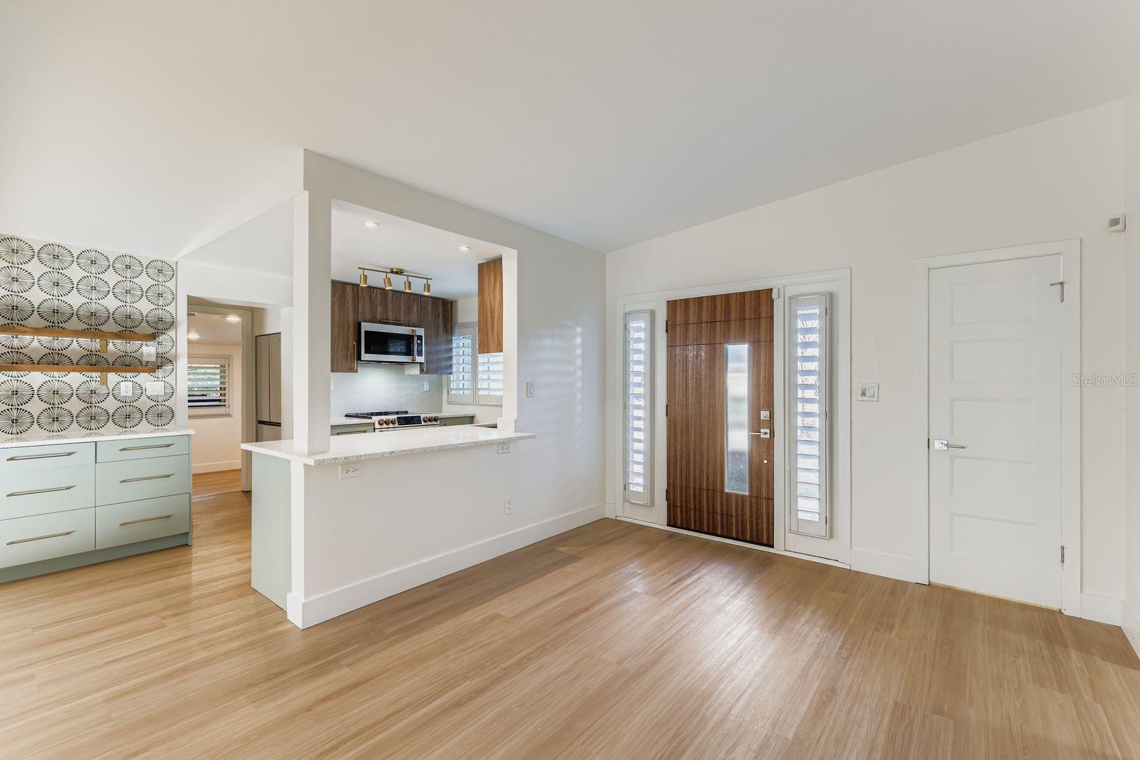 PHILLIPS FIRST REPLAT/LAKEWOOD - Residential