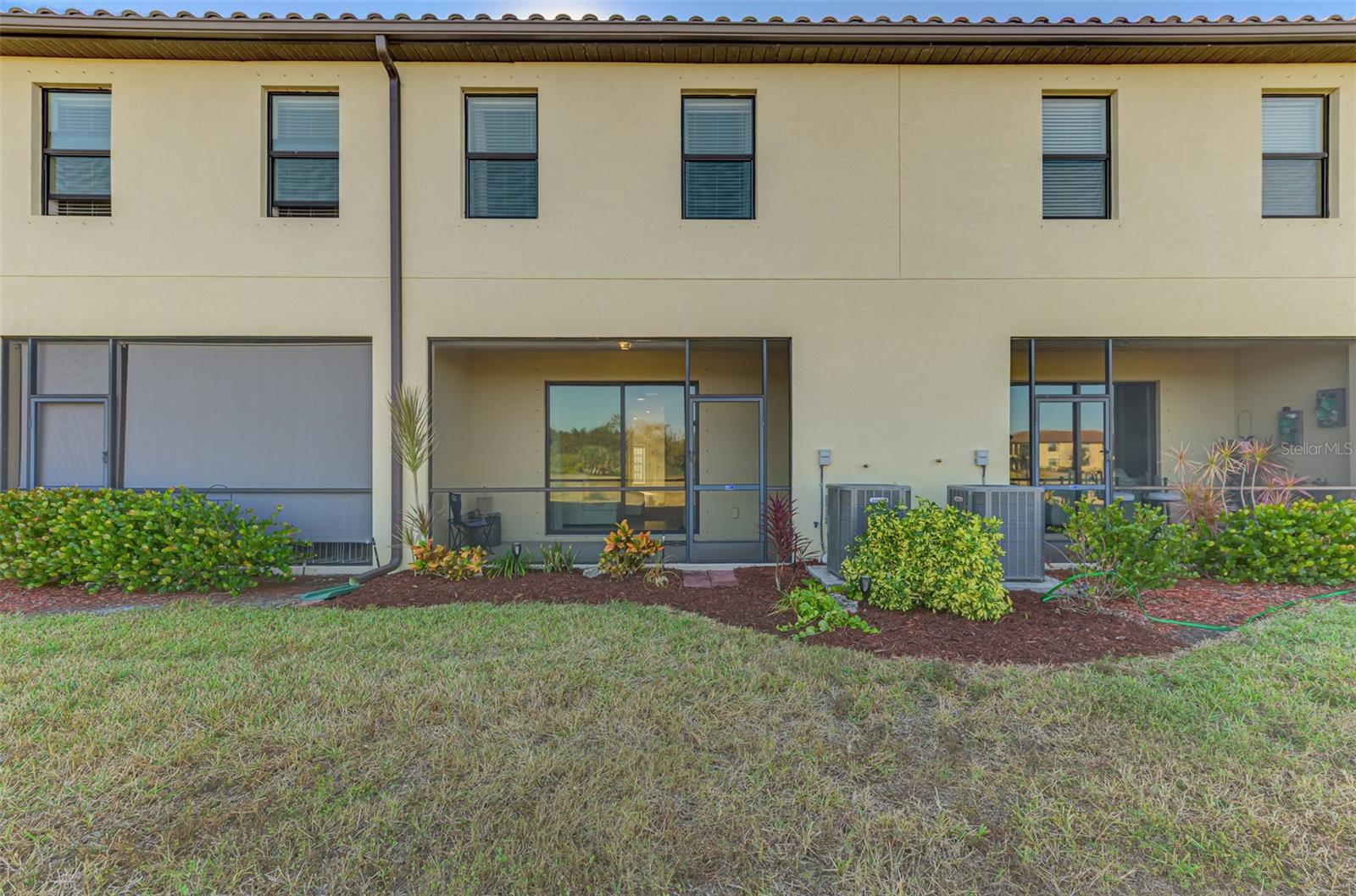 GRAN PARADISO TWNHMS 1B - Residential