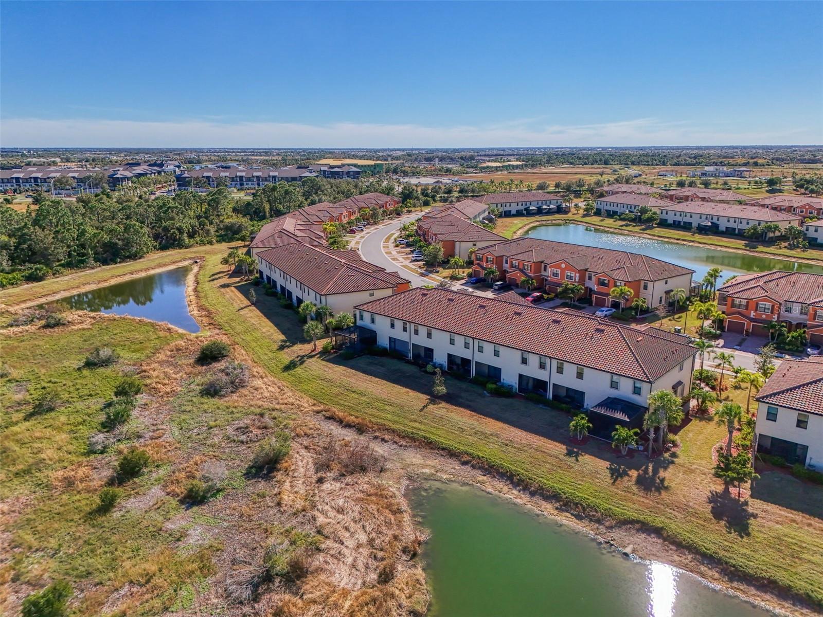 GRAN PARADISO TWNHMS 1B - Residential