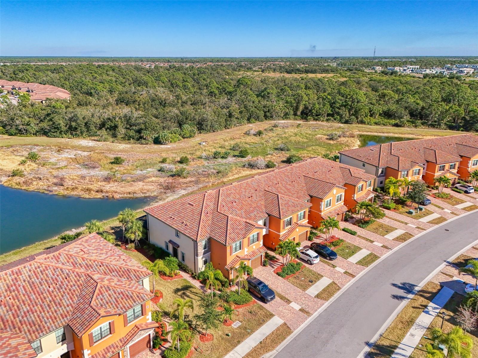 20366 LAGENTE CIRCLE