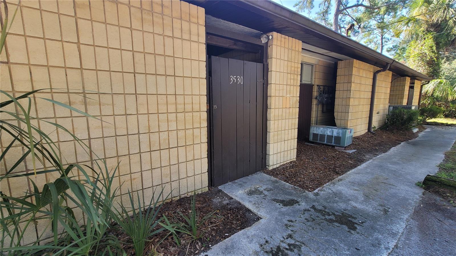 RIDGEVIEW - Residential Lease