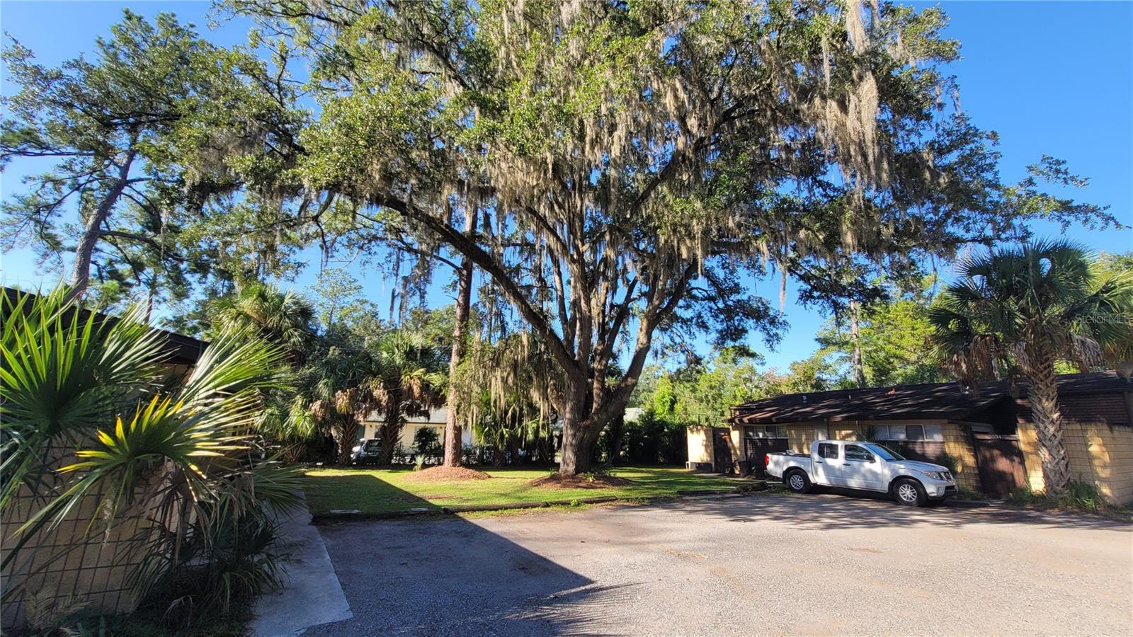 RIDGEVIEW - Residential Lease