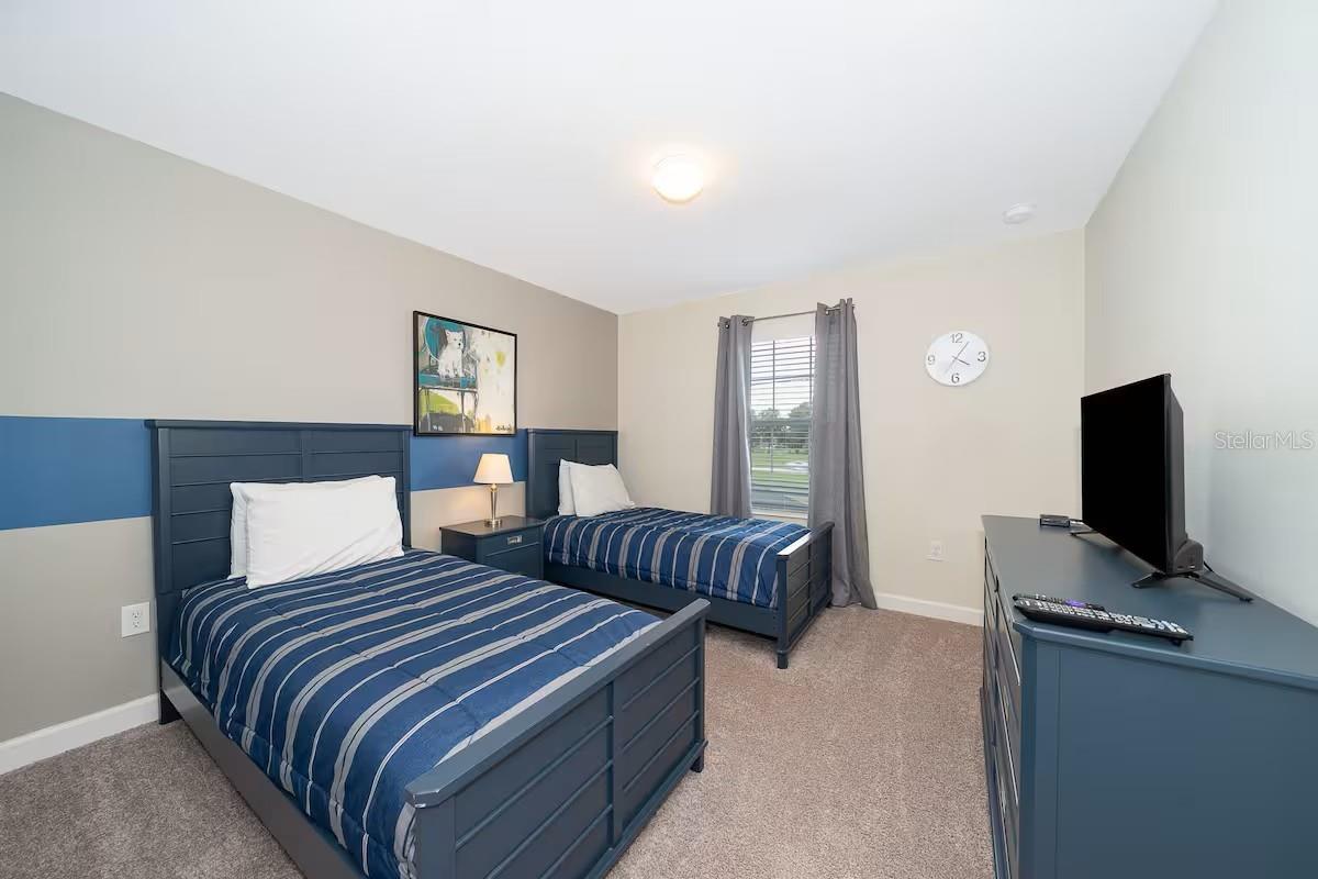 4905 WINDERMERE AVENUE