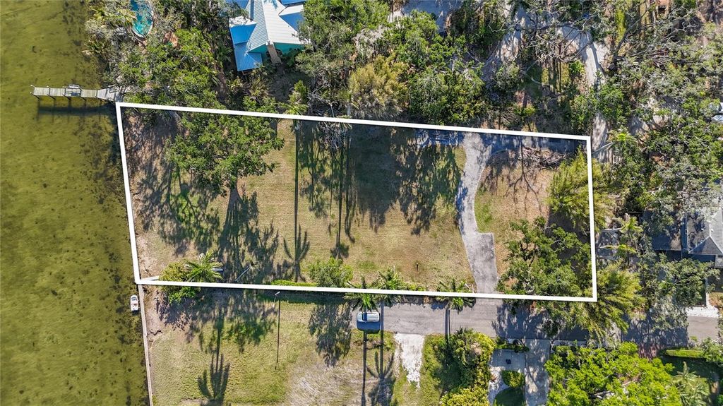 Photo of 408 31st Street NW, Bradenton, FL 34205 (MLS # A4691000)