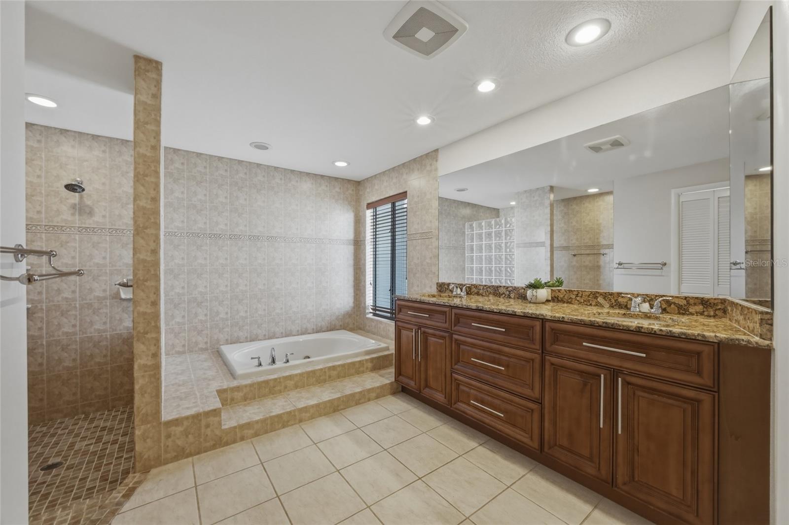 SWEETWATER SUB FOURTH ADD - Residential