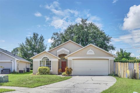 A home in APOPKA