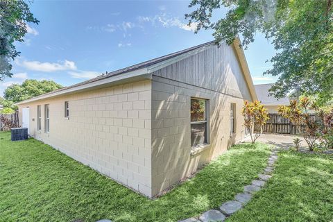 A home in APOPKA