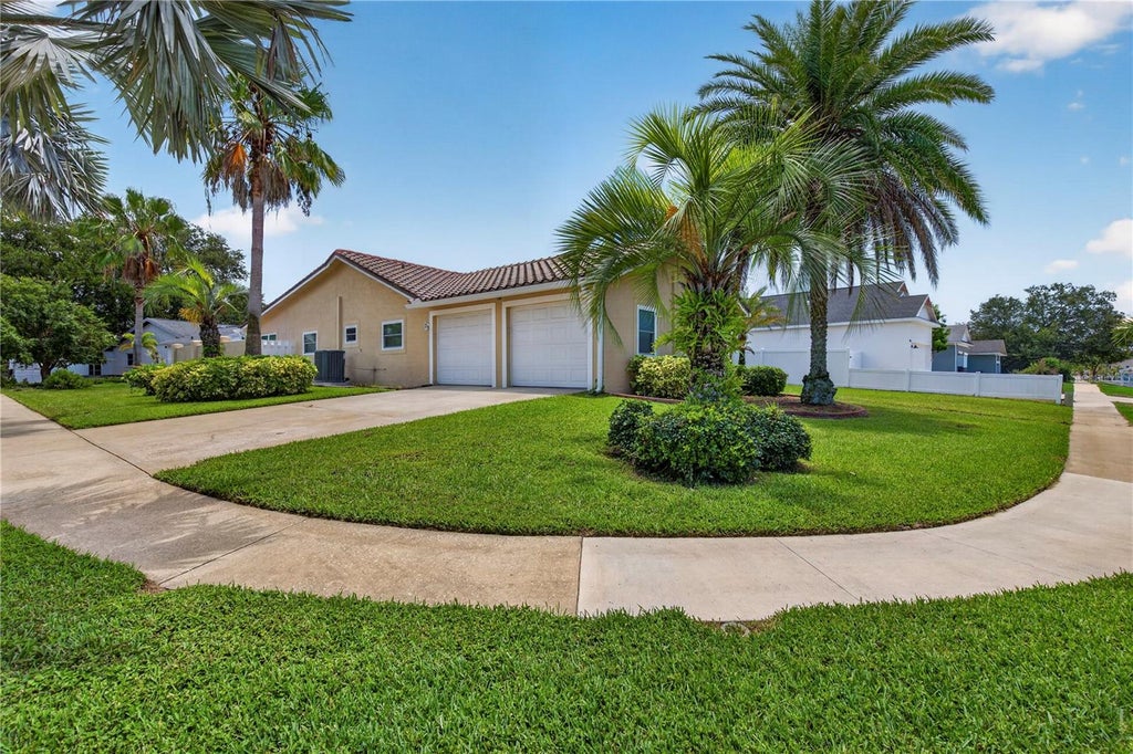 Photo of 4831 Blue Jay Circle, Palm Harbor, FL 34683 (MLS # TB8527379)
