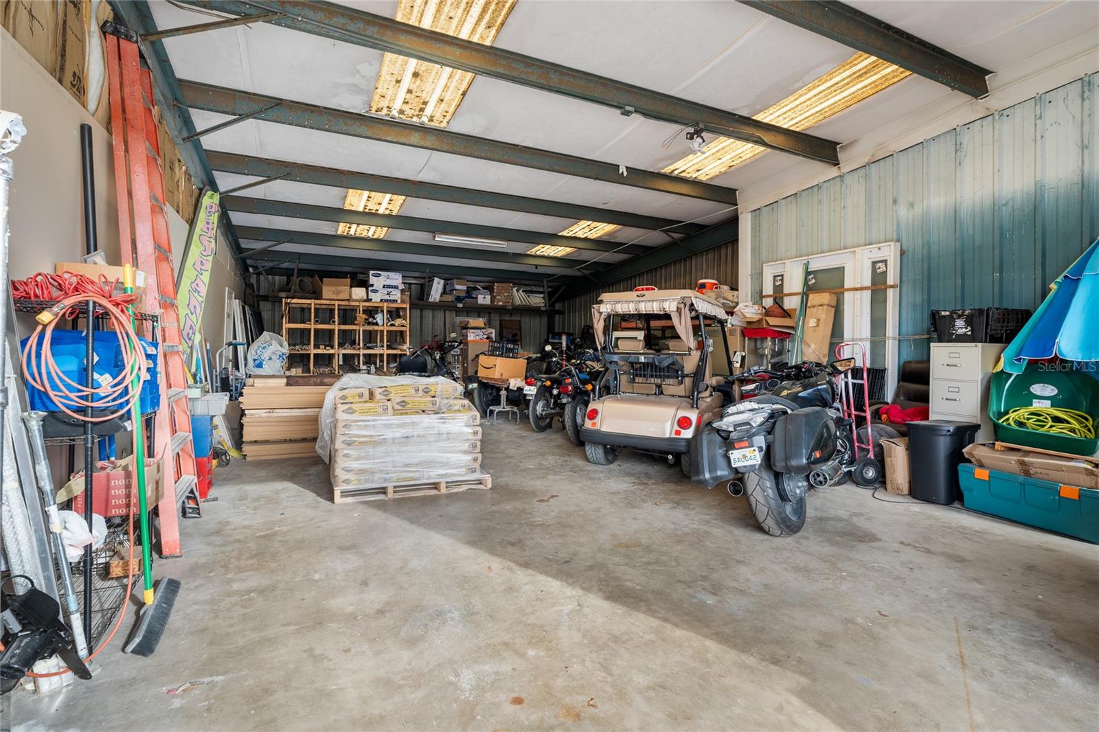 SILVER SPGS SHORES UN 29 - Commercial Sale