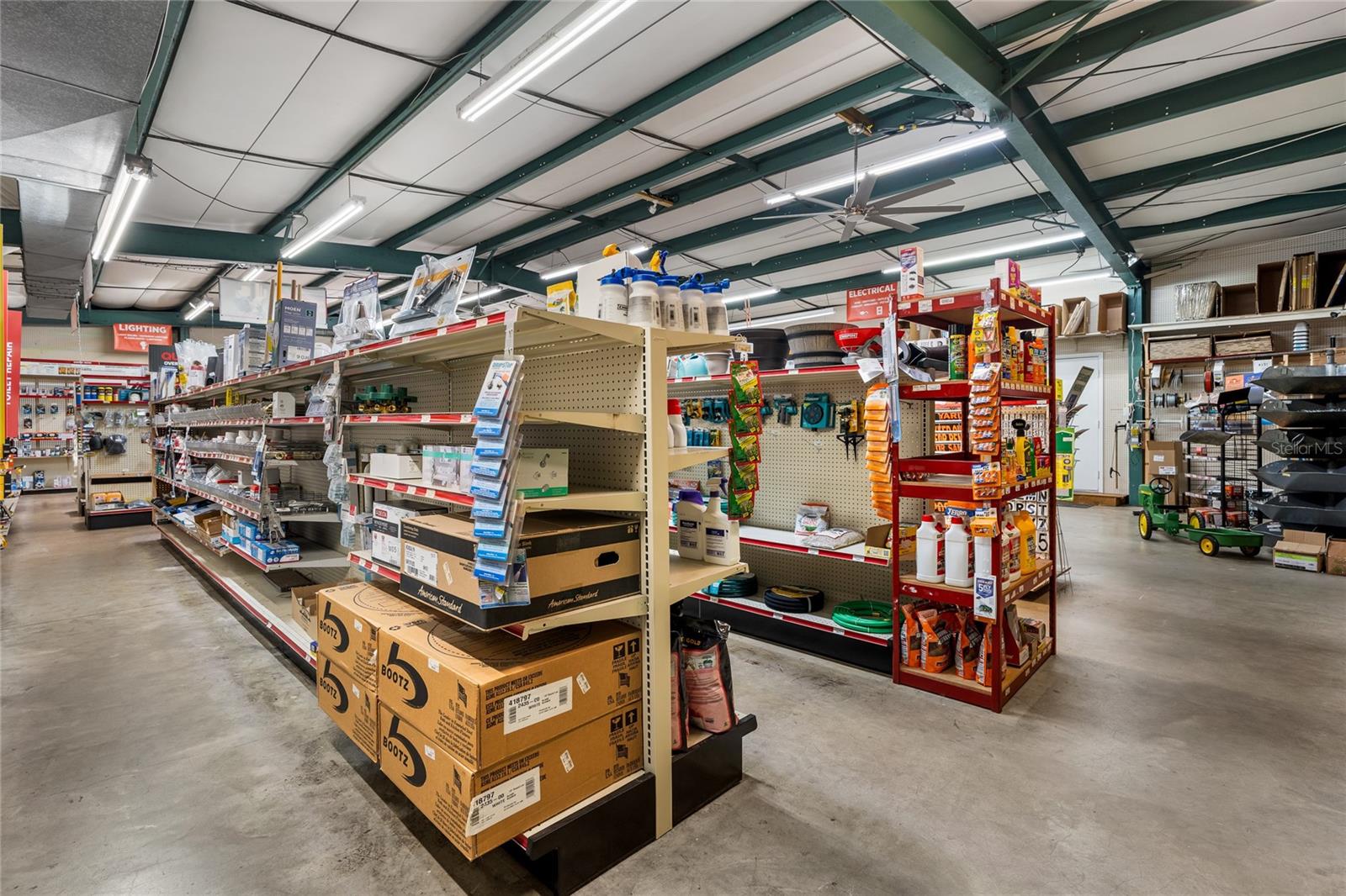 SILVER SPGS SHORES UN 29 - Commercial Sale