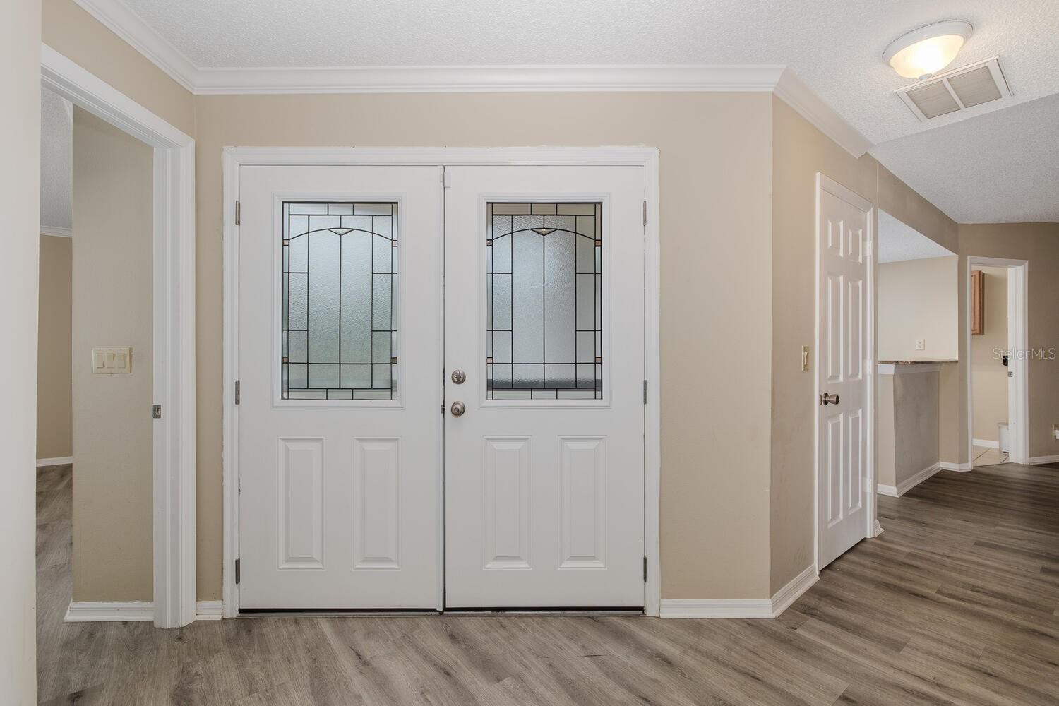 SEVEN HILLS - Residential