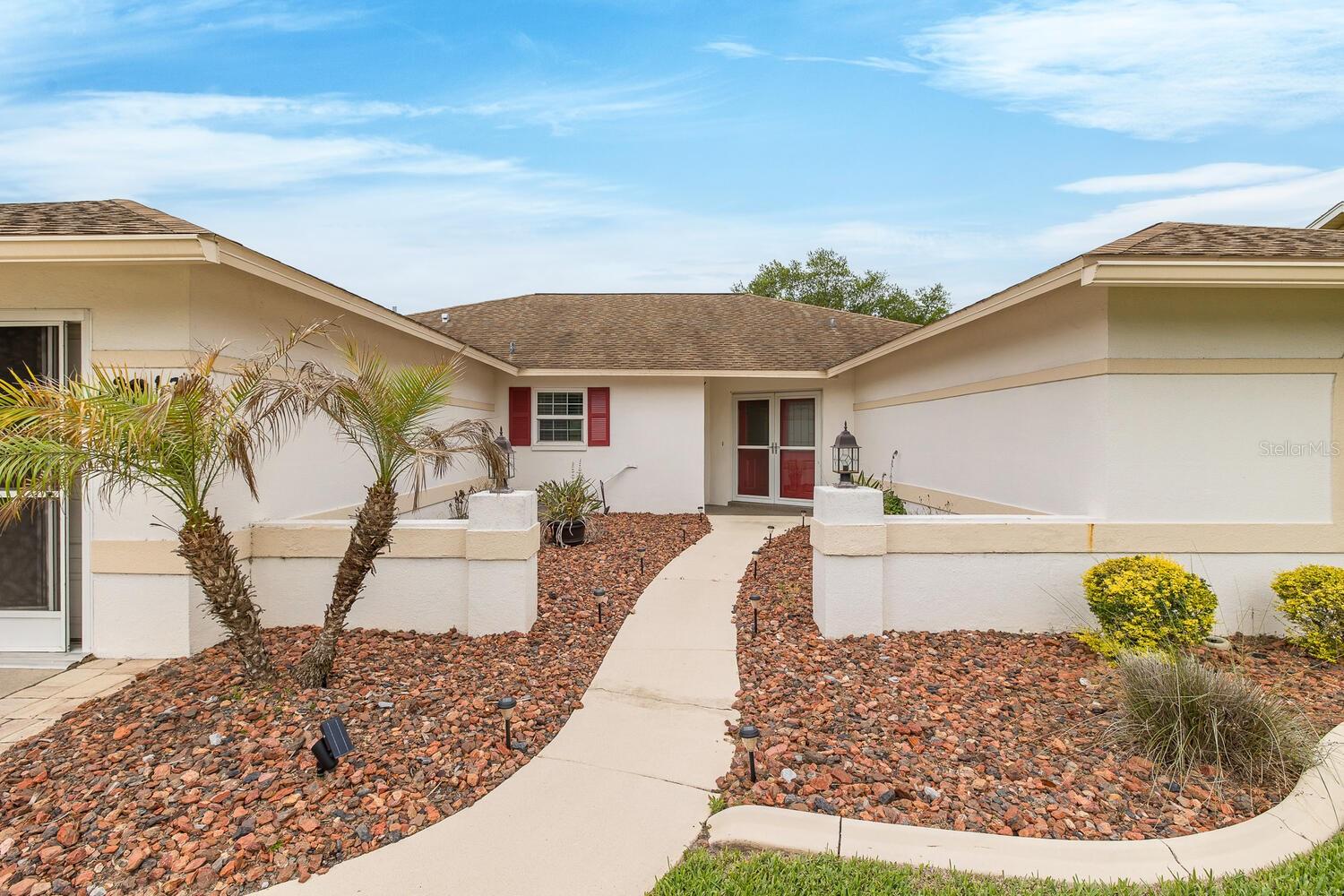 SEVEN HILLS - Residential