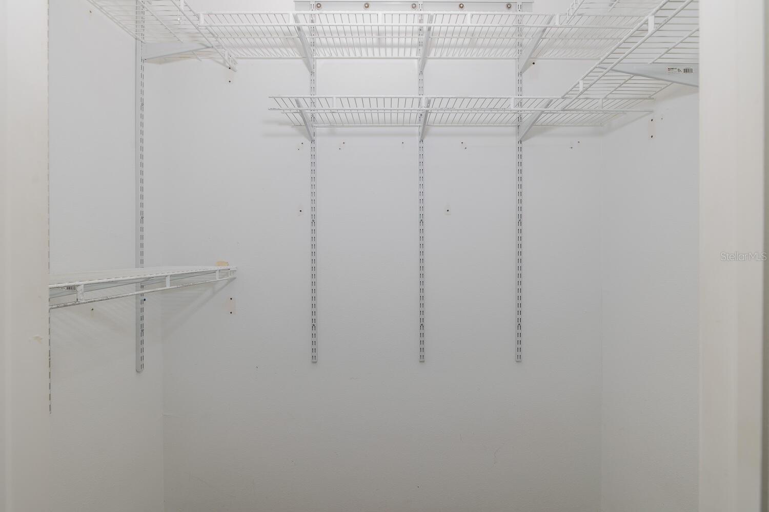 SEVEN HILLS - Residential