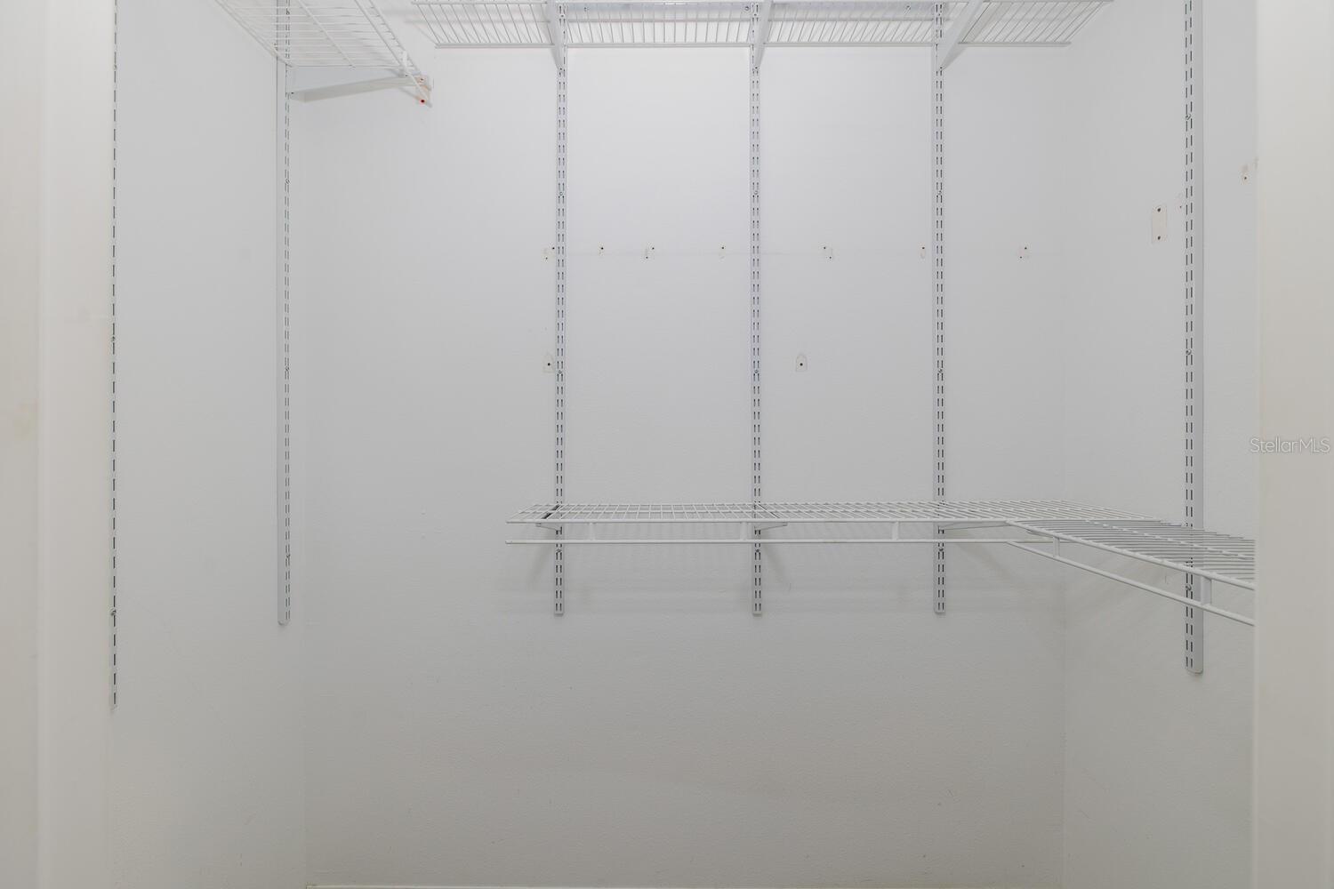 SEVEN HILLS - Residential