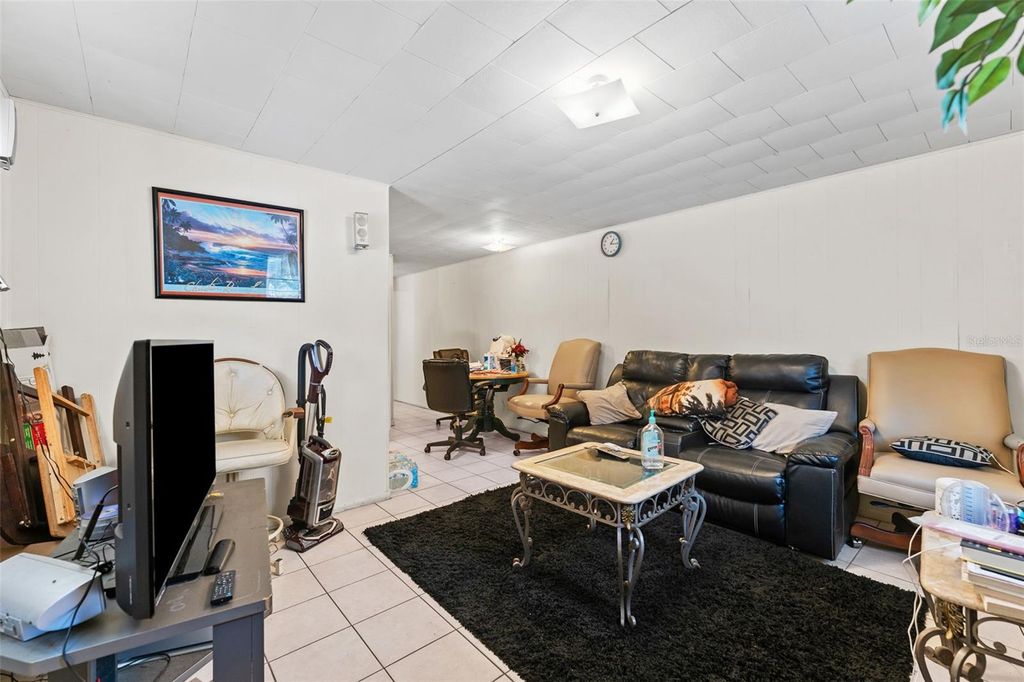 Photo of 10009 N 10th Street, Tampa, FL 33612 (MLS # TB8390568)