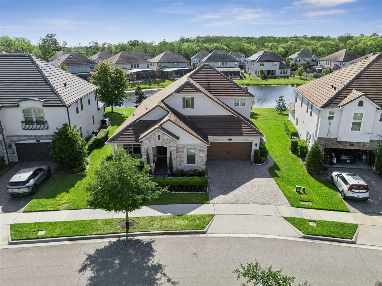 10734 BELLE MAISONS DRIVE