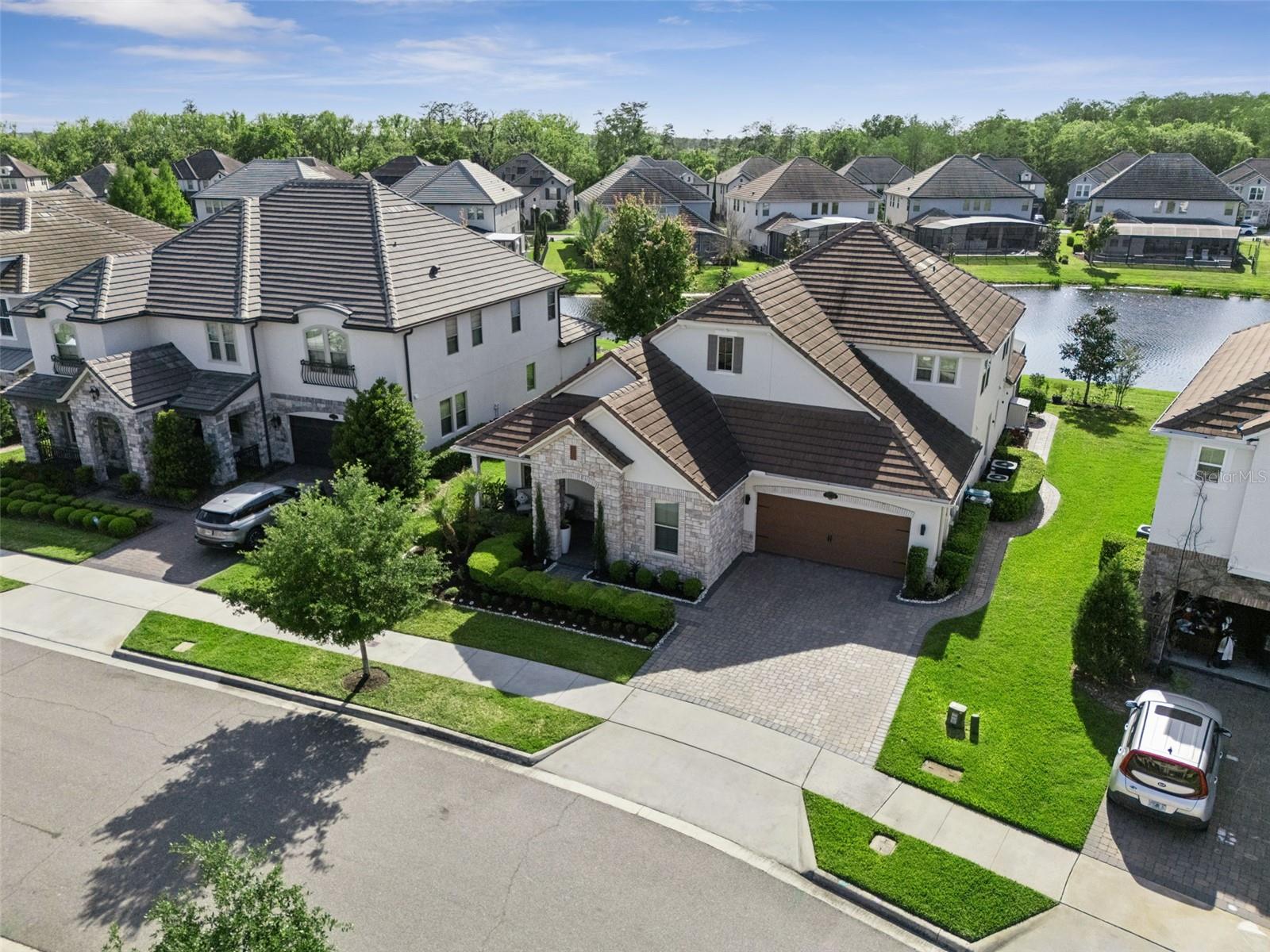 10734 BELLE MAISONS DRIVE