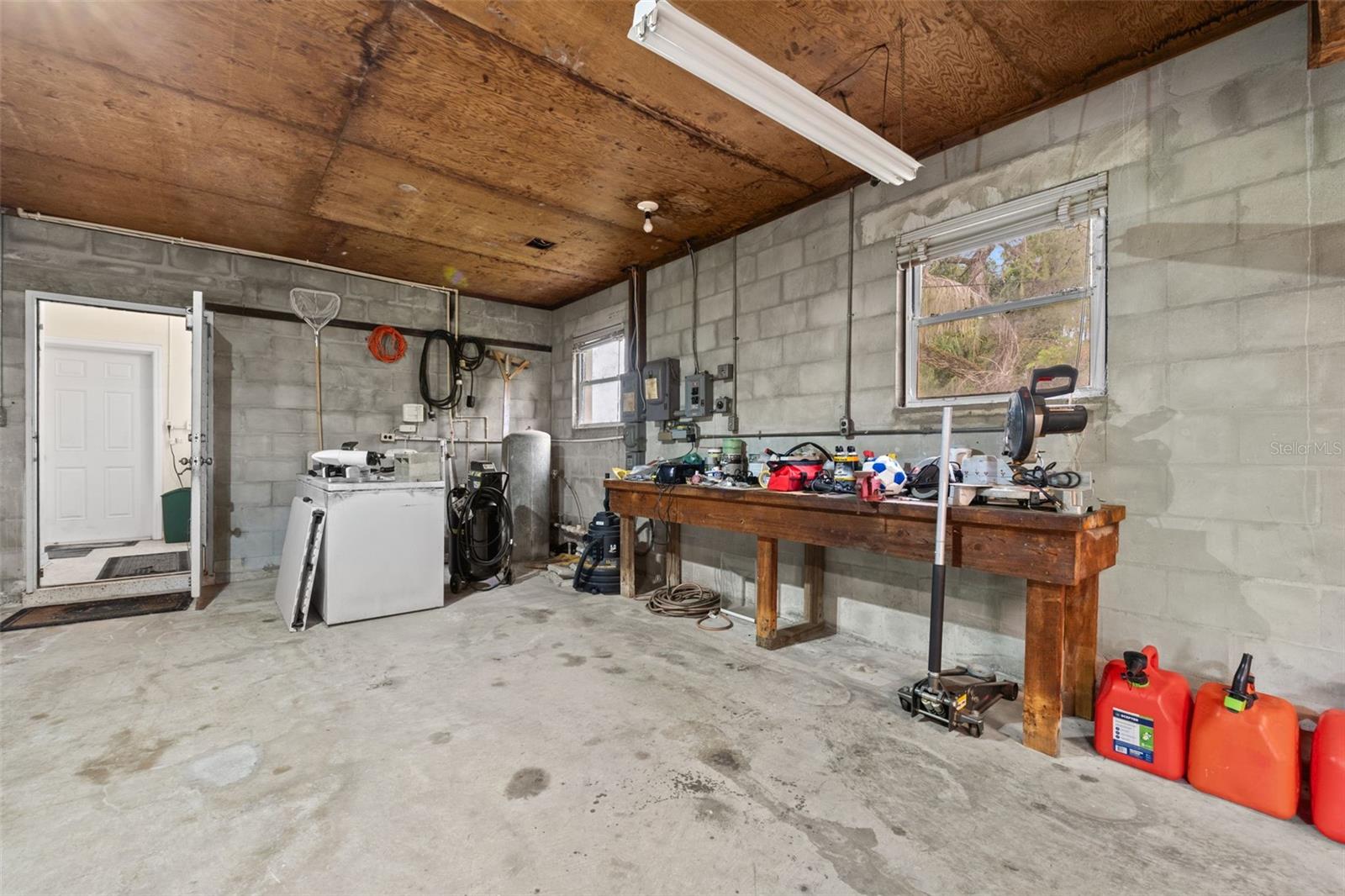 LITTLE MANATEE HEIGHTS - Residential