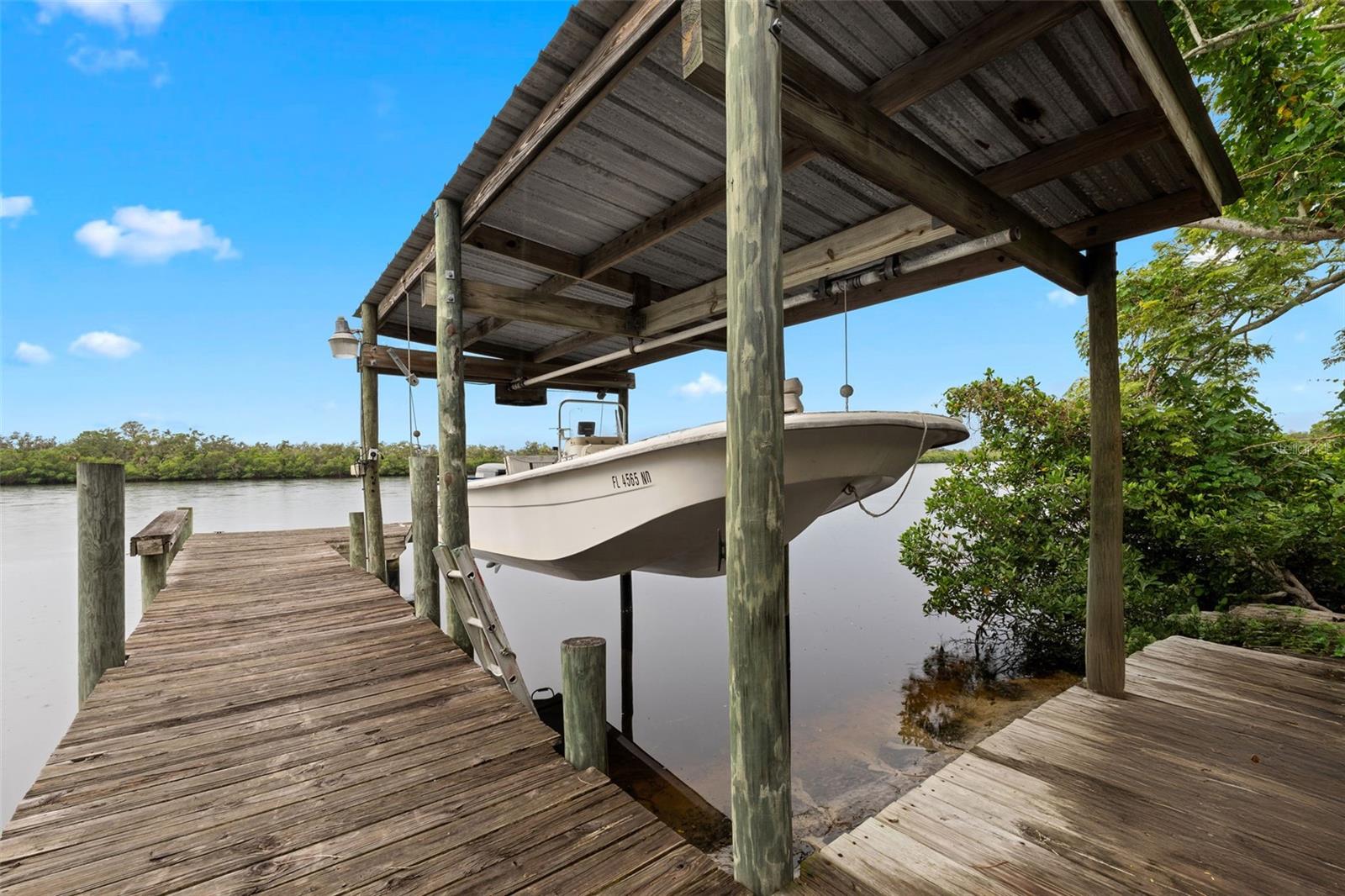 LITTLE MANATEE HEIGHTS - Residential