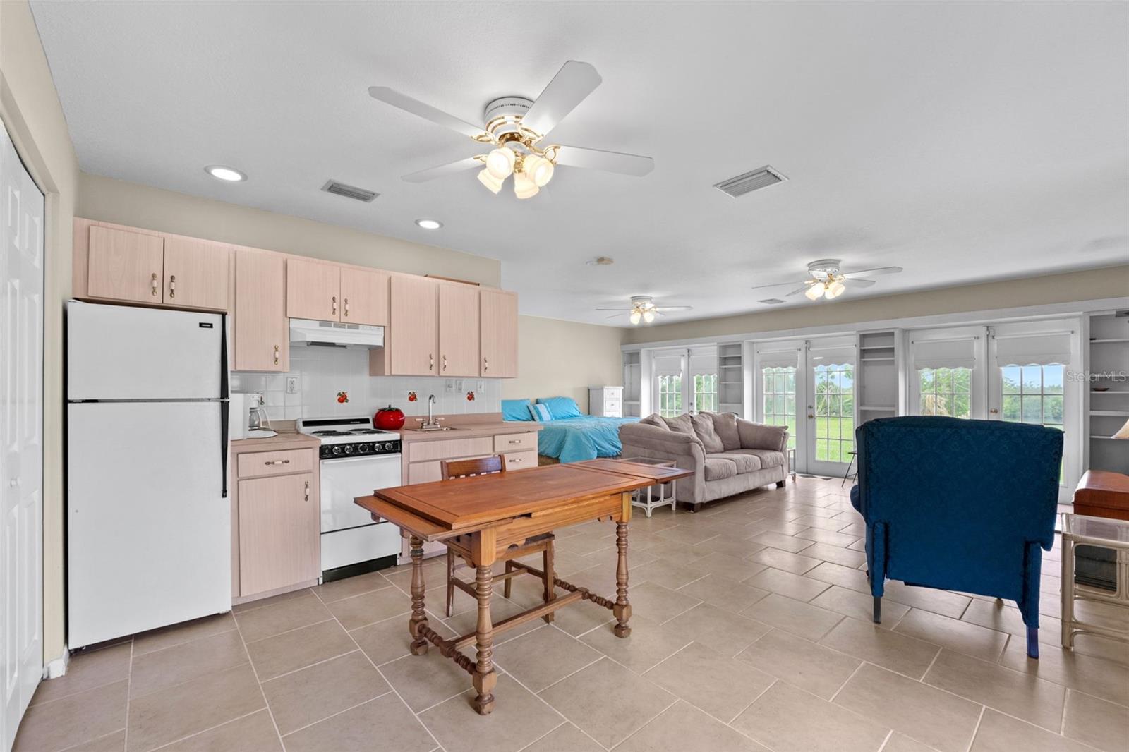 LITTLE MANATEE HEIGHTS - Residential