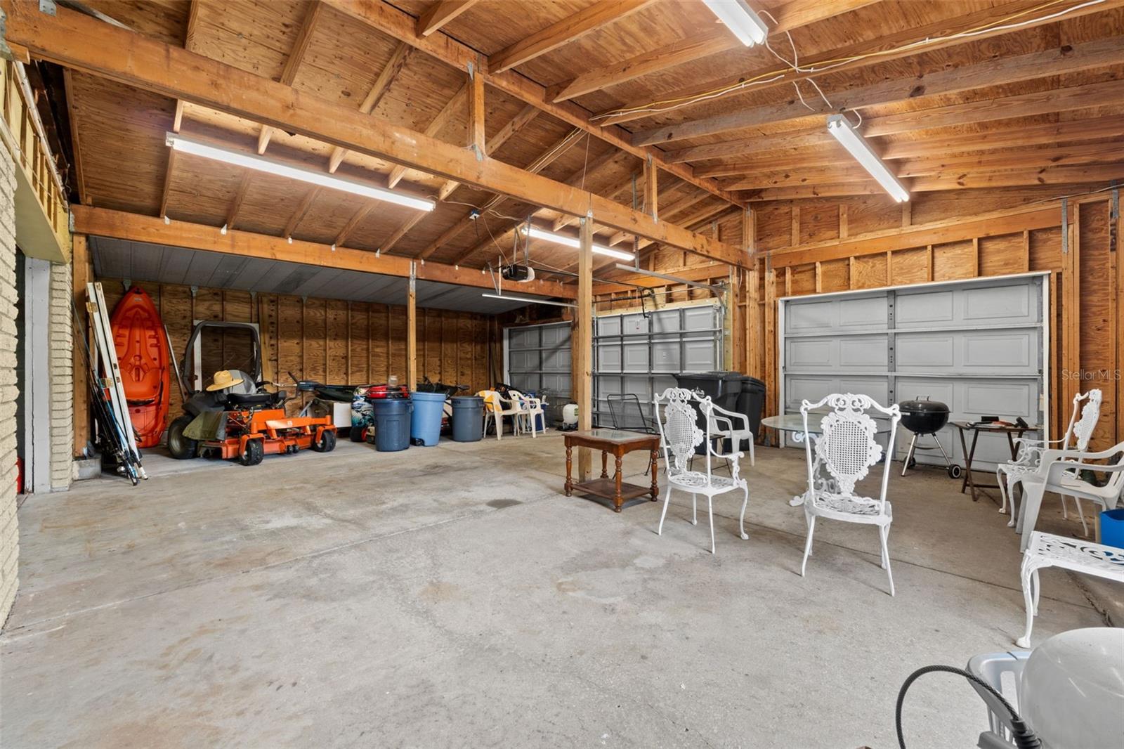 LITTLE MANATEE HEIGHTS - Residential