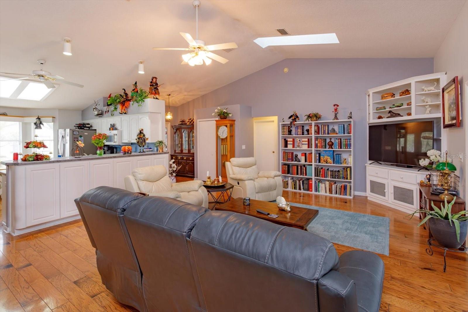 HIGHLAND LAKES PH 01 - Residential