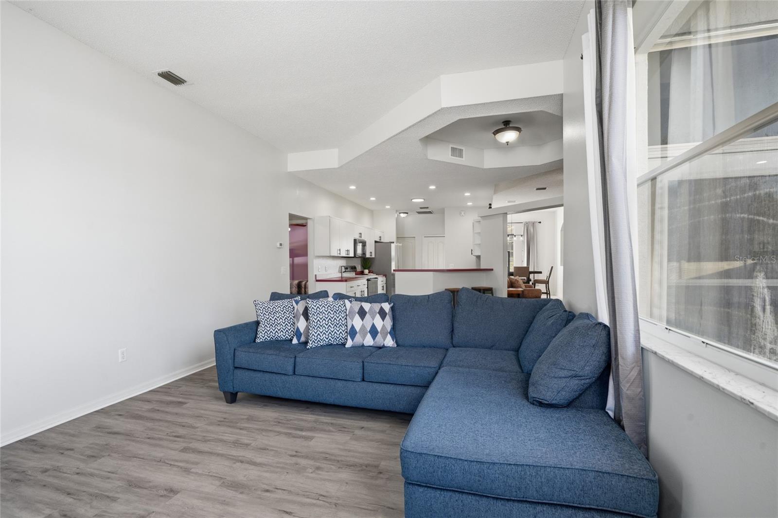 SPRING HILL - Residential