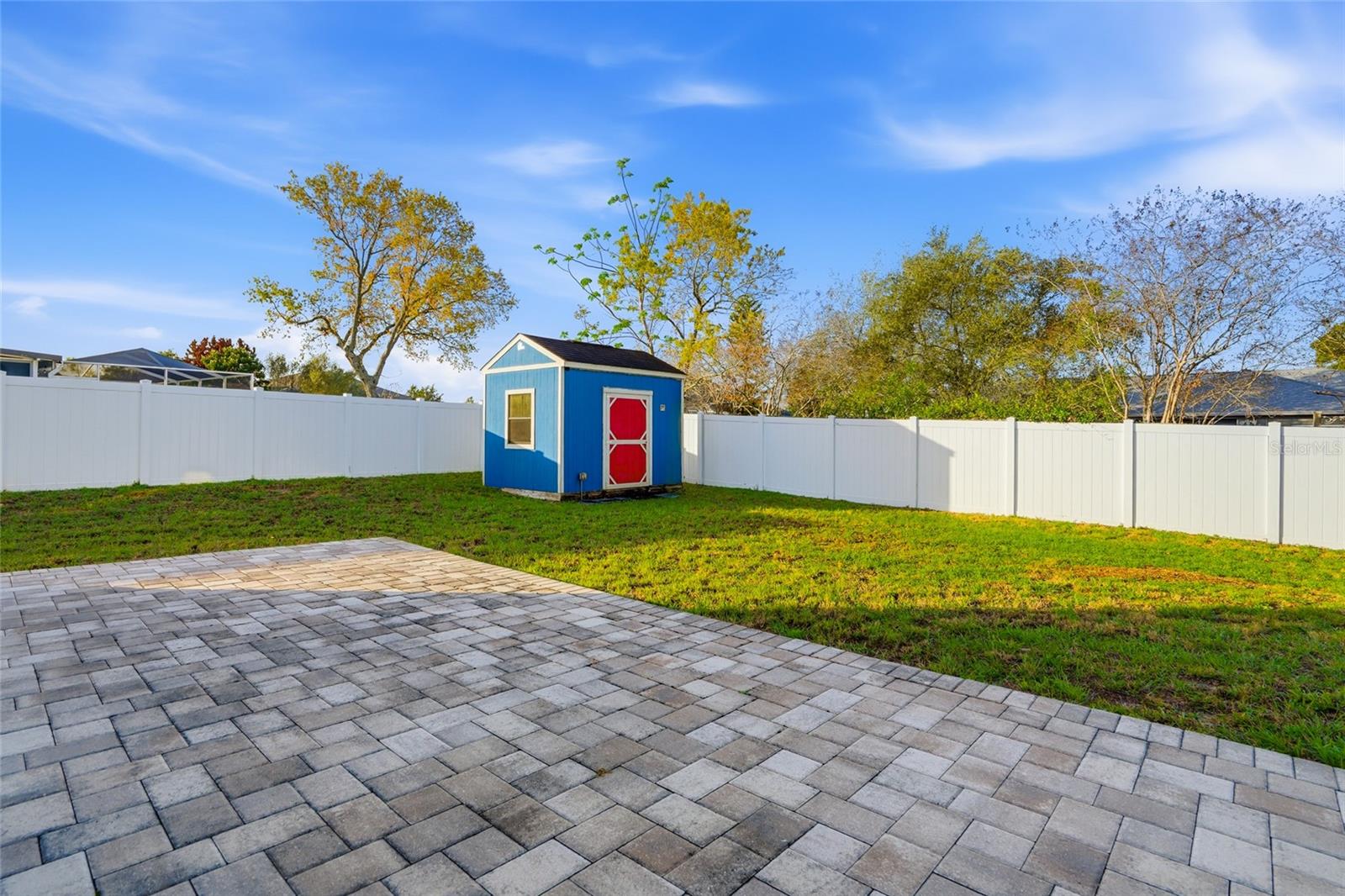 SPRING HILL - Residential