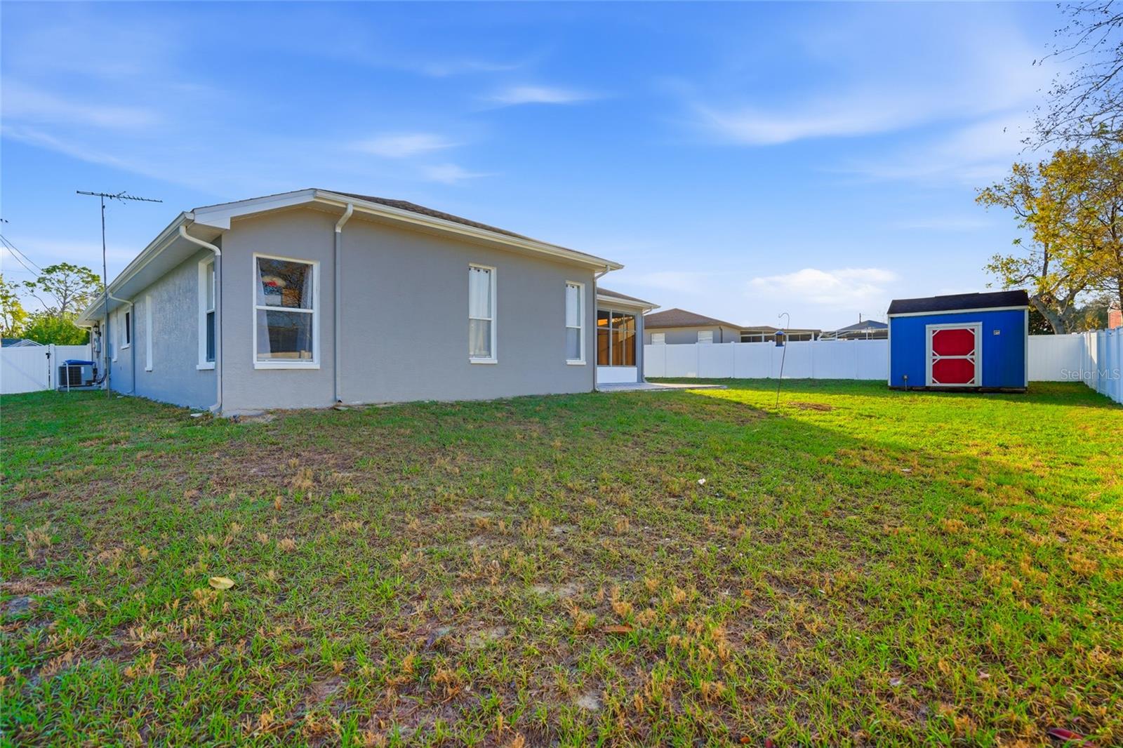 SPRING HILL - Residential