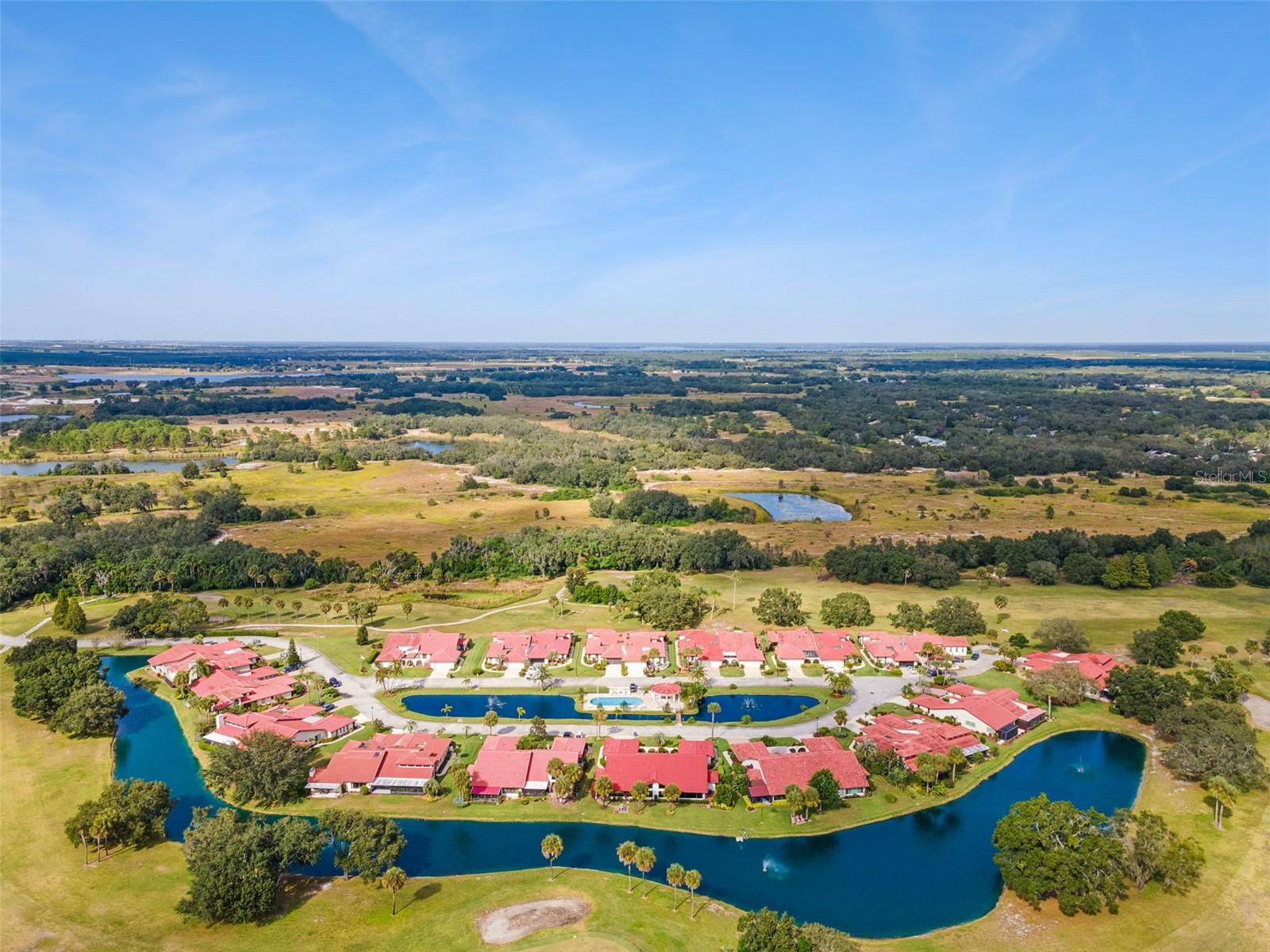 COUNTRY CLUB VILLAGE PH 03 - Residential