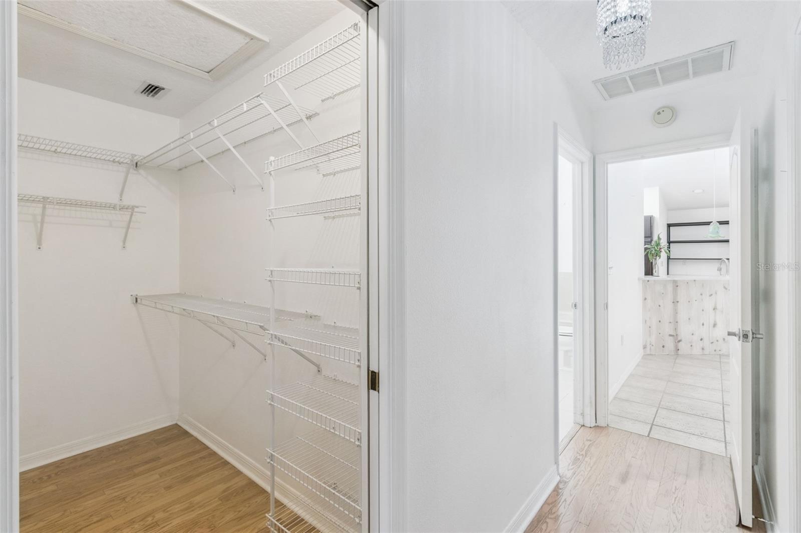 COUNTRY CLUB VILLAGE PH 03 - Residential