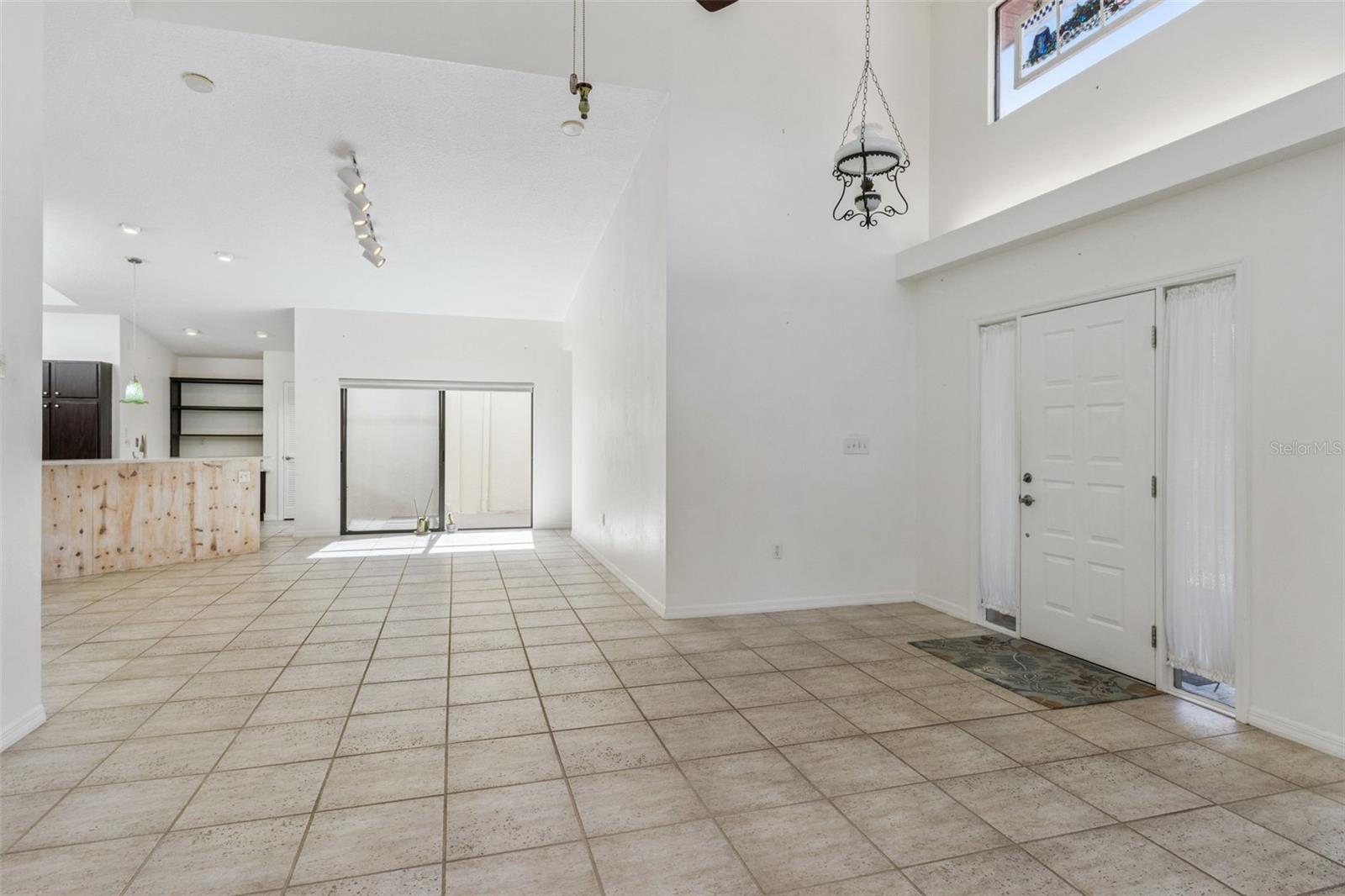 COUNTRY CLUB VILLAGE PH 03 - Residential