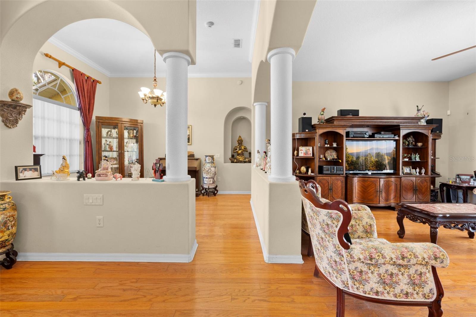 SPRING HILL - Residential