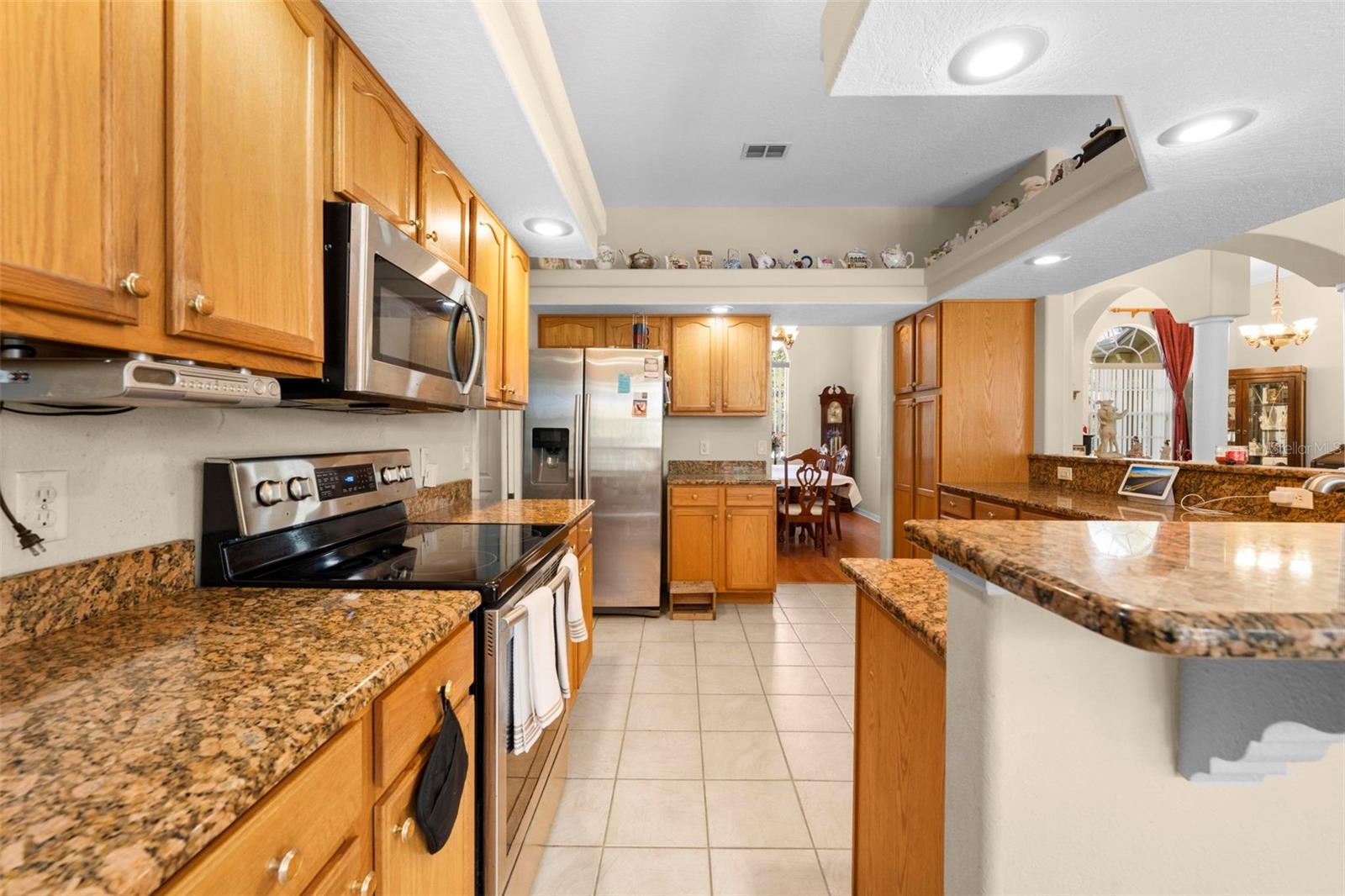 SPRING HILL - Residential