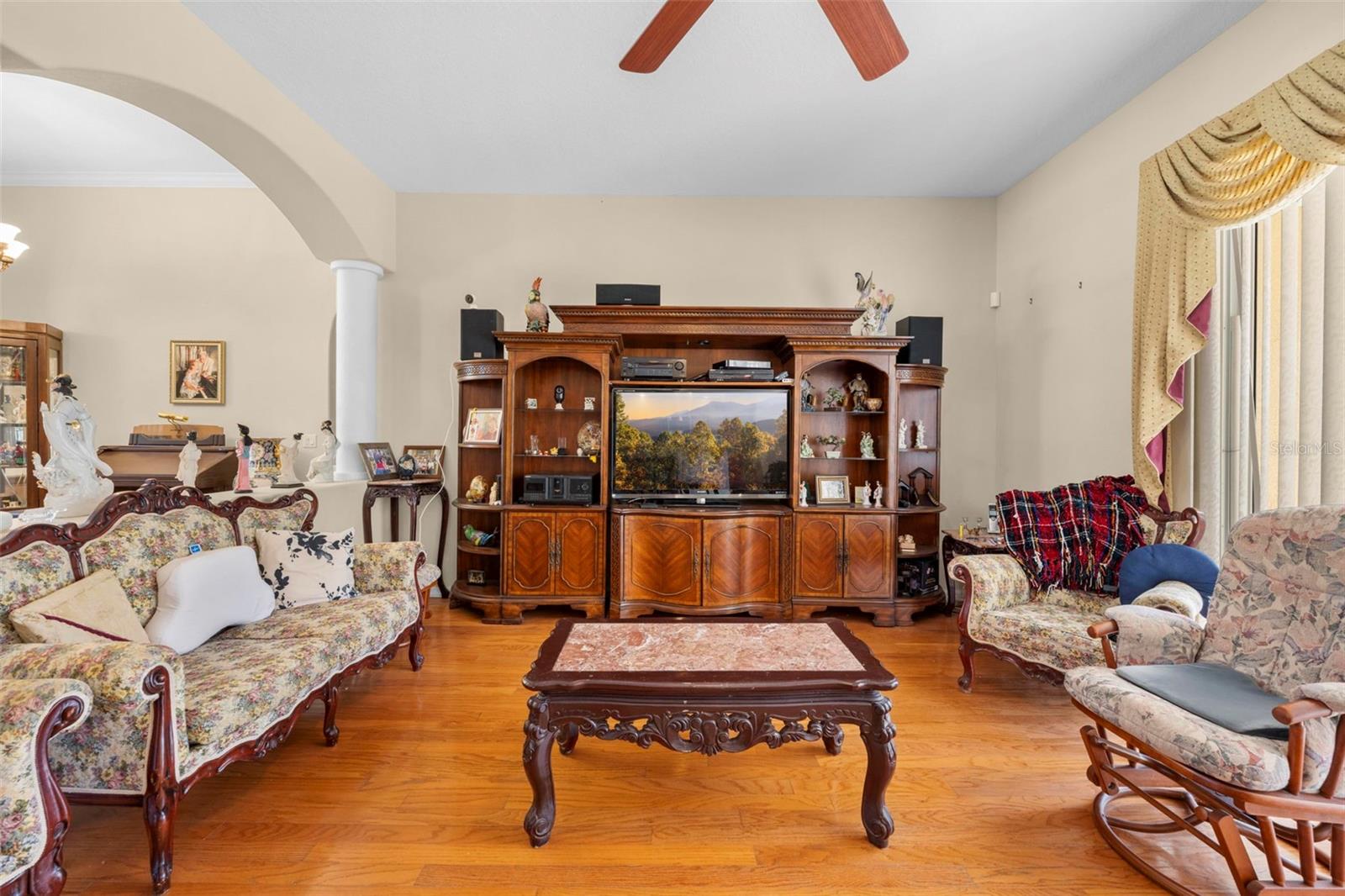 SPRING HILL - Residential