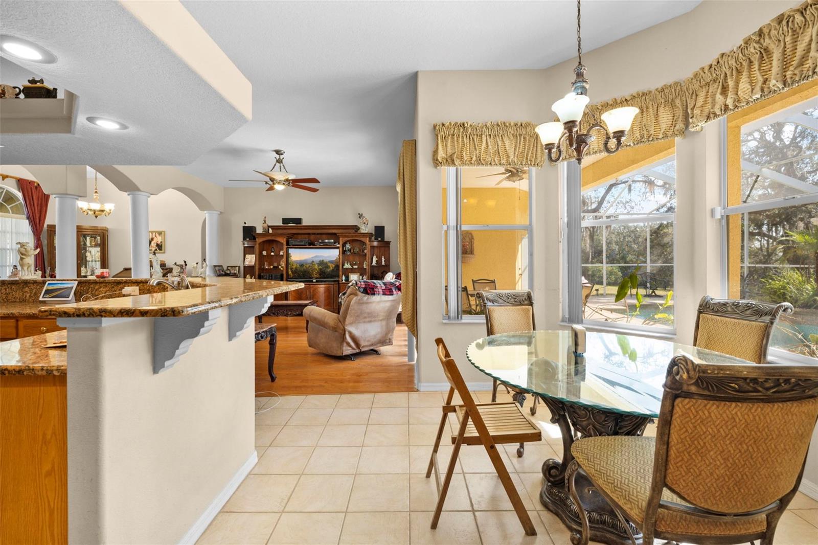 SPRING HILL - Residential