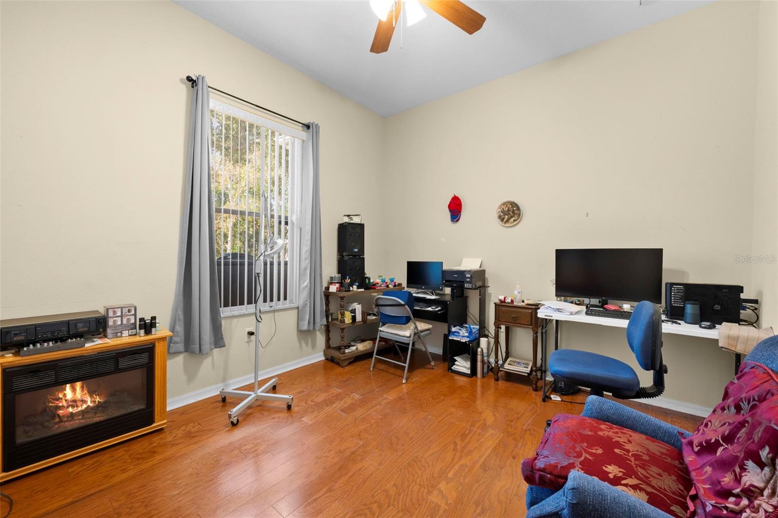 SPRING HILL - Residential