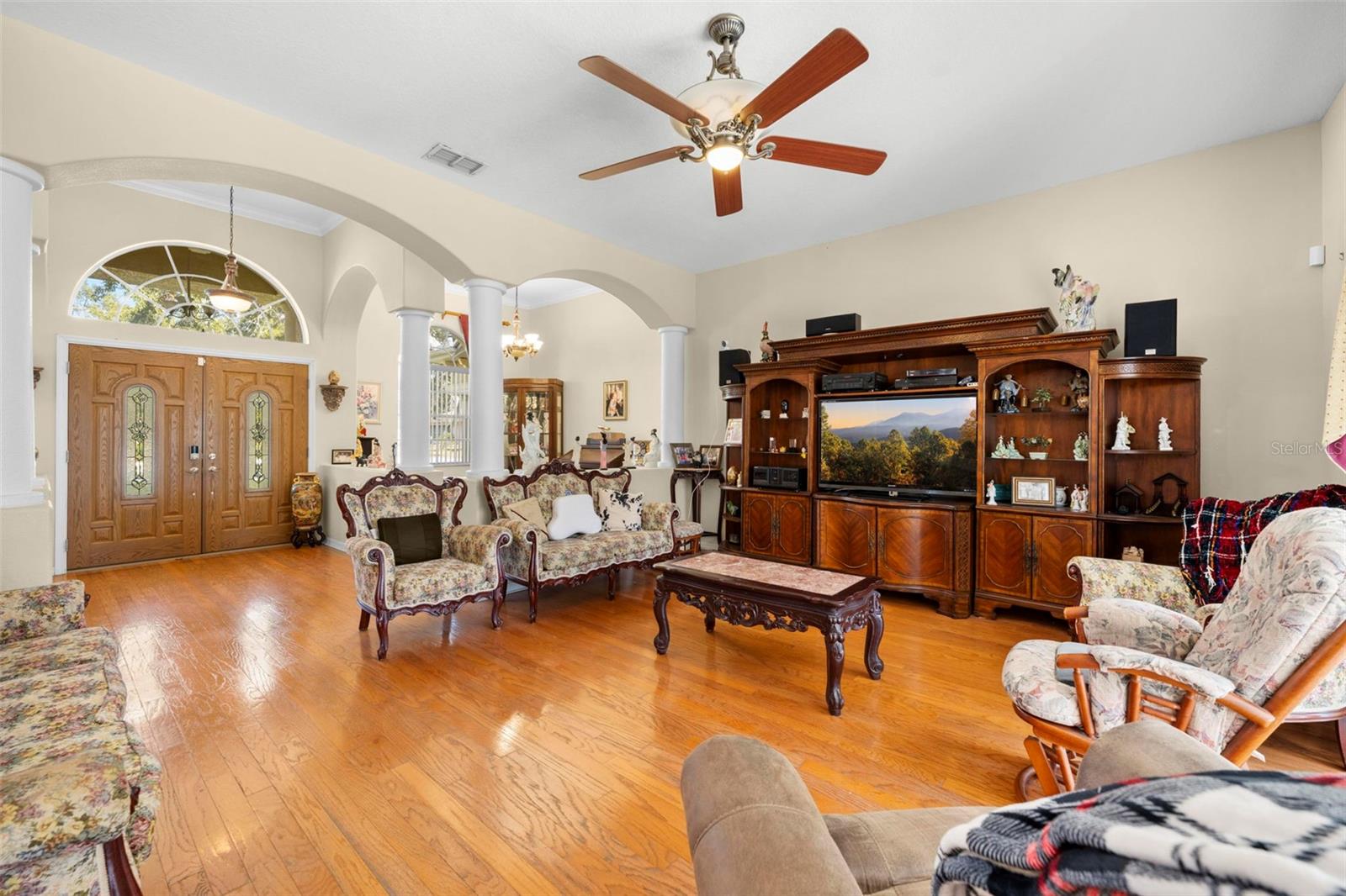 SPRING HILL - Residential